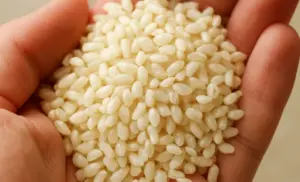 Mascarilla aclaradora inmediata (arroz + miel)