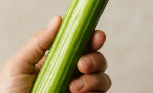 Jugo verde para limpiar el hígado.